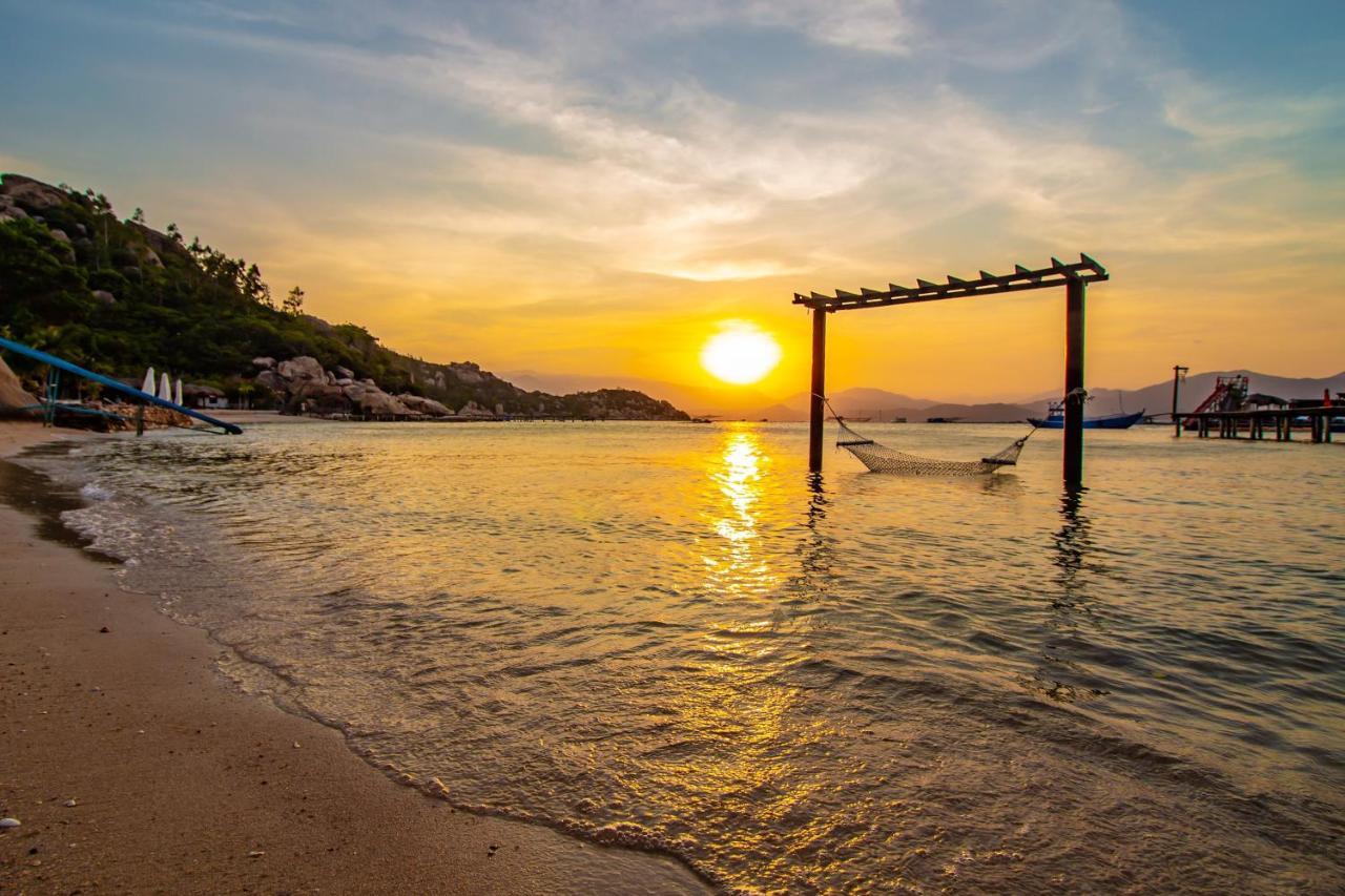 Sao Bien Cam Ranh - Starfish Cam Ranh Hotel Bagian luar foto